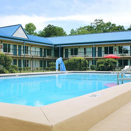 Residence Hub Inn And Suites Marianna Exterior foto